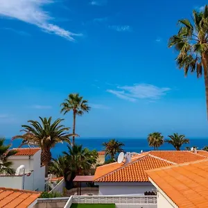 Iris Villa Callao Salvaje